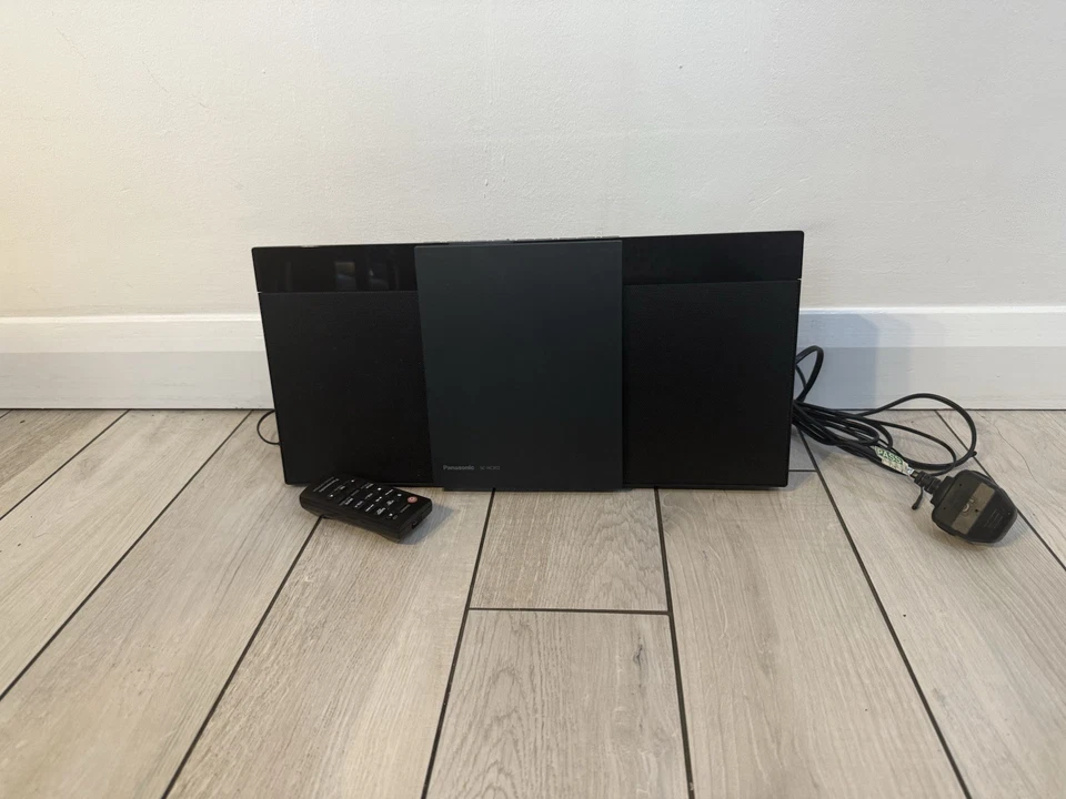 PANASONIC SC-HC302 FLAT PANEL BLUETOOTH Hi-Fi STEREO 20W CD PLAYER DAB+ FM USB * - Image 2 of 4