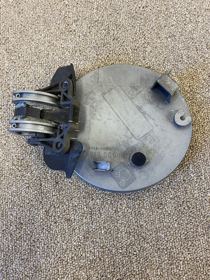 2003-2008 NISSAN 350Z GAS TANK FILLER DOOR LID OEM GRAY - Image 2 of 4