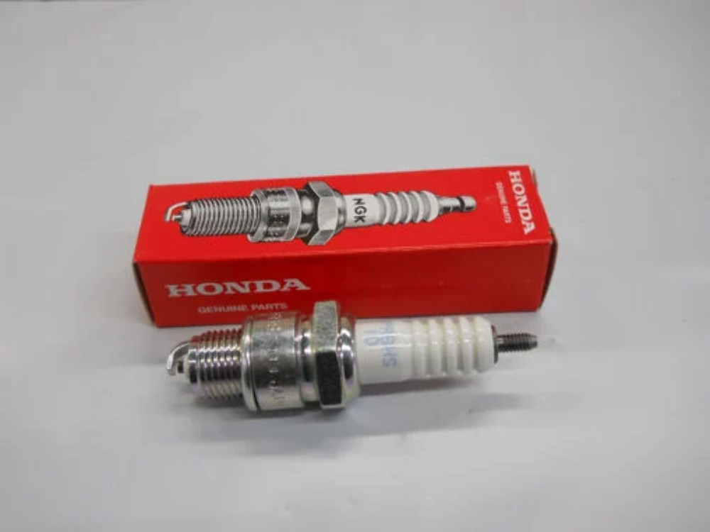 GENUINE OEM HONDA 98076-56717 SPARK PLUG NGK BPR6HS QTY 4