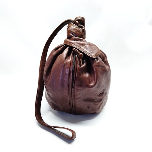 LOEWE Shoulder Bag Brown Leather Drawstring 2686950