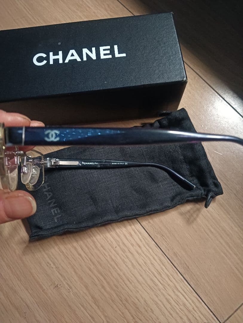 CHANEL Logo Navy Silver Rectangular Frame AUTHENT… - image 2