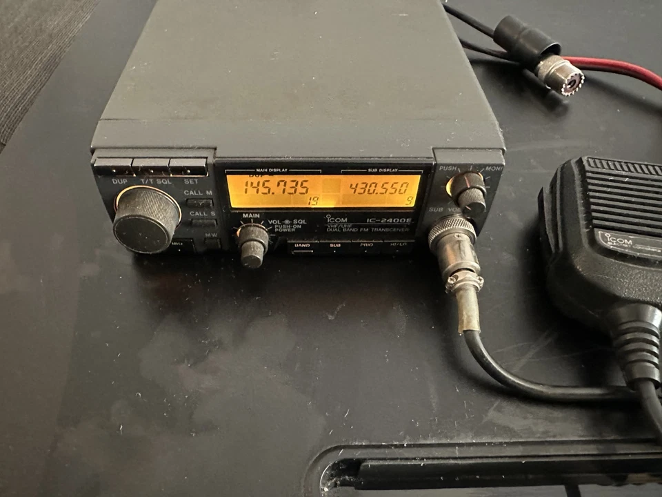 ICOM IC-2400E Dual Band Transceiver 144/430MHz - Immagine 3 di 3
