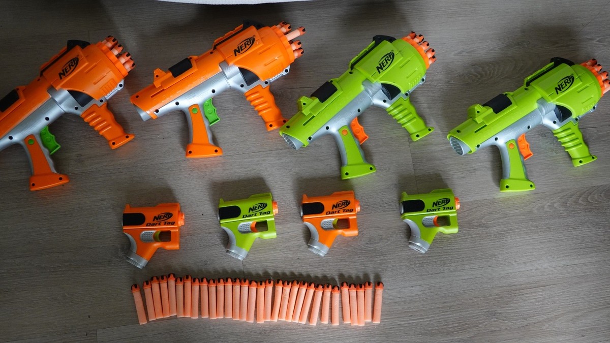 Vintage 2005 Nerf Dart Tag Eight (8) Gun Lot with Seventy (70