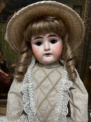 Seltene antike Puppe von Limbach Porzellanfabrik  Gr.  57 cm, um 1900 1910