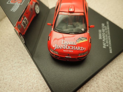 Vitesse SKID 1:43 SKM155 Fiat Punto Kit Coche Rallye Catalunya 2000 Sin Exhibición - Imagen 9 de 12