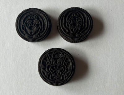Super Mario Oreos 1 Bowser And 1 Mario And 1 Luigi. RARE In Hand Great Condition