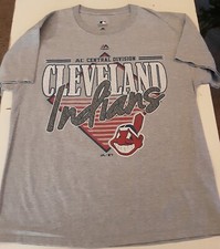 Vintage Majestic Cleveland Indians Large Tee Shirt - Chief Wahoo Logo