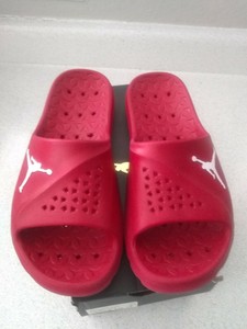 red jordan flip flops
