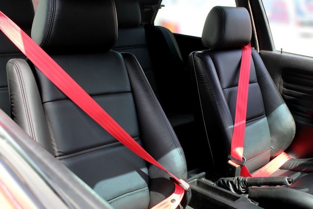 Punkt Sicherheitsgurt BMW 5er Roter Automatik 3 New red Seatbelt E34 E 34