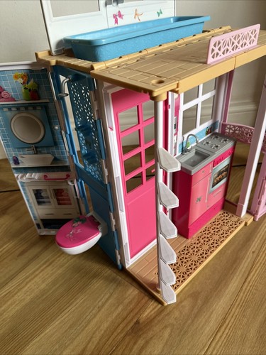 BARBIE 2 Story Doll House Foldaway Playset - Bath Kitchen & Toilet - 2016 Vgc - Picture 9 of 20