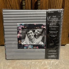 NEW Paper Studio 8  X 8  Scrabook Album With Photo Insert On Cover