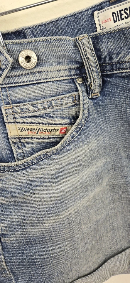 Pantalones Cortos Diesel Denim Indigo Y2K Puño Enrollado Azul Para Mujer Talla 25 De Colección Foto 4 de 4