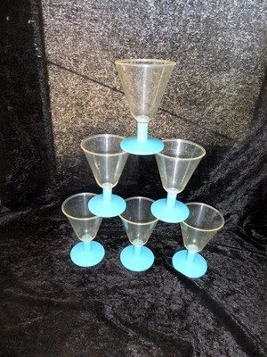 6x WISCO DDR Trinkbecher blau   Vintage Kunststoff Gläser Camping Retro