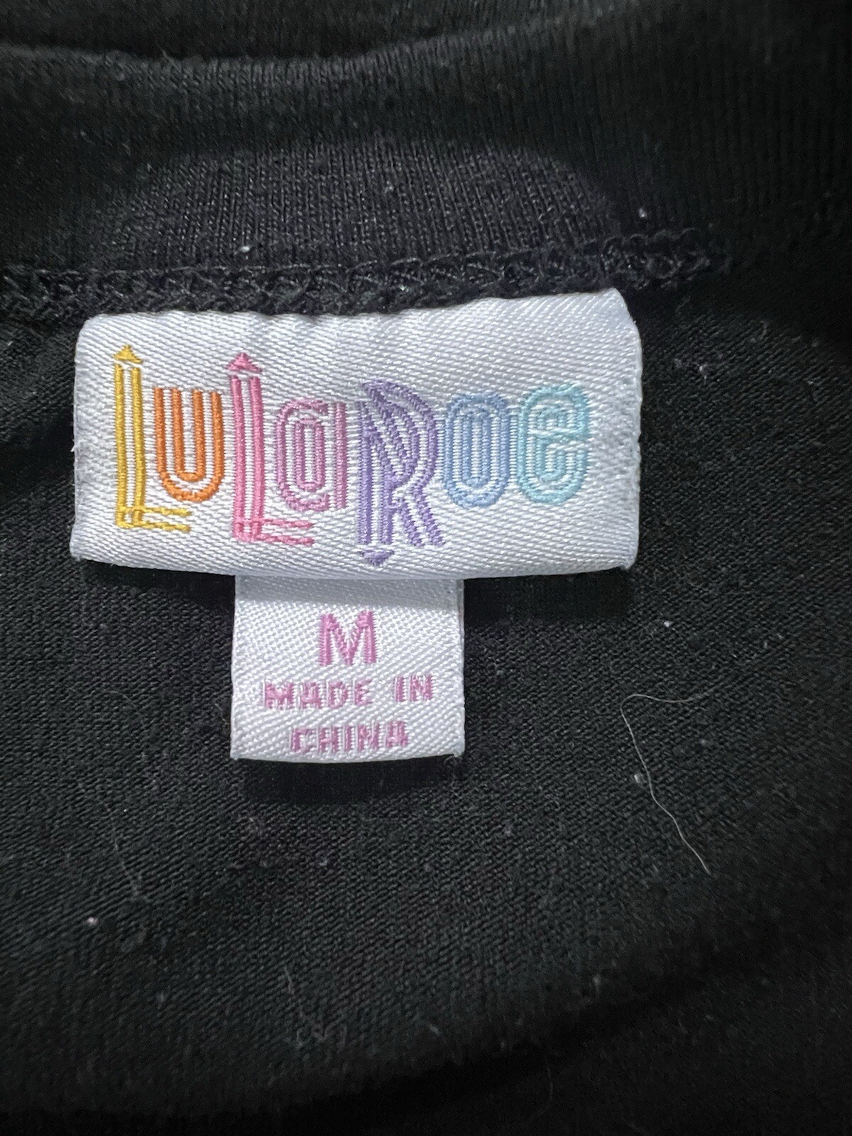 LuLaRoe Geometric Pattern Size Medium Preppy Loun… - image 3