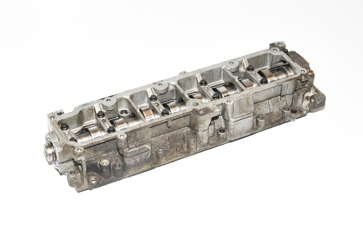 Zylinderkopf komplett Nockenwellenkasten 9685177110 Mazda 3
