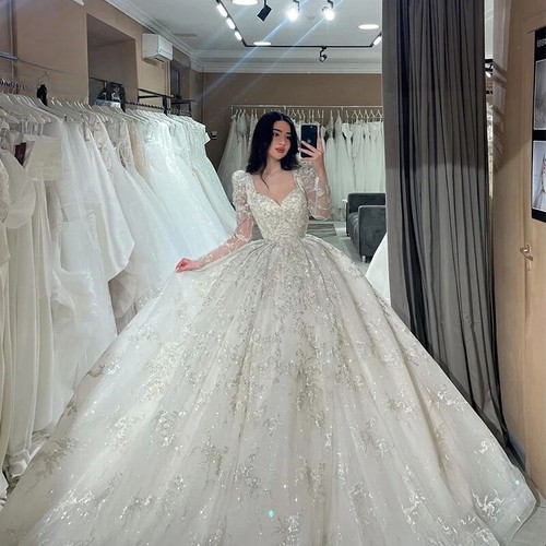 Luxury Beaded Wedding Dresses Lace Appliques Ball Gowns Long Sleeve ...