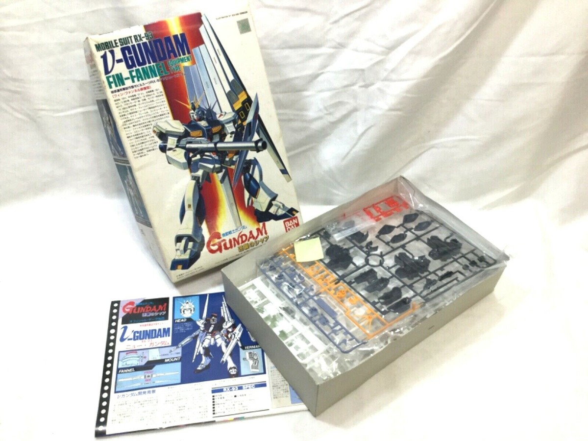 1988 Bandai RX-93 V-Gundam Fin-Fannel Equipment Type Mobile Suit