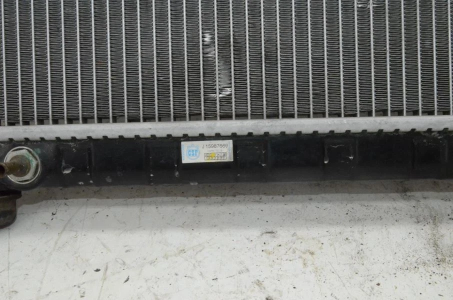 1990-1996 Nissan 300ZX Z32 2+0 Radiator - Изображение 2 из 4