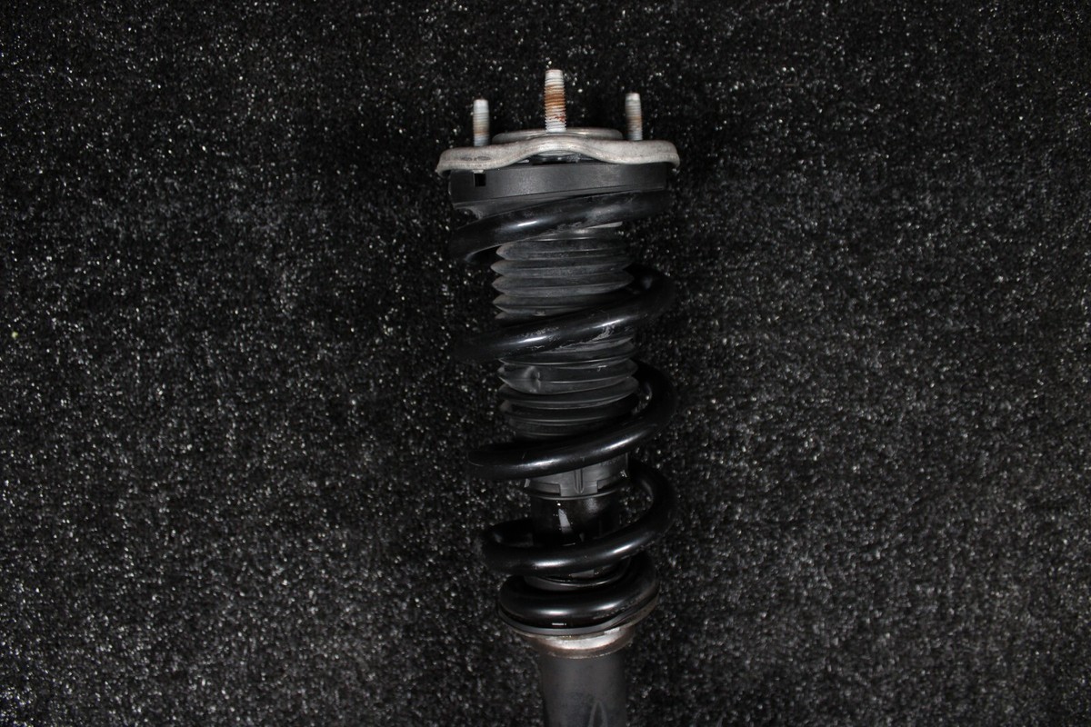 Mercedes C63 RWD Shock Absorber Strut Front RH 17 21 A2053233100