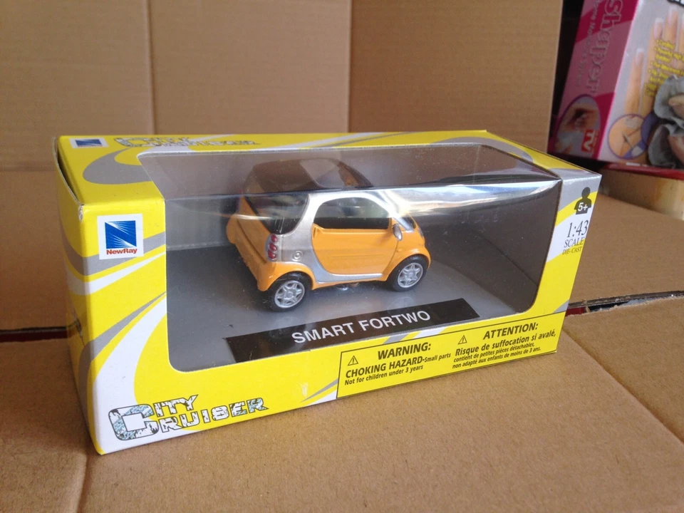 SMART FORTWO For Two scala 1/43 auto metallo NEWRAY NEW RAY NEW-RAY macchinina g - Immagine 2 di 4