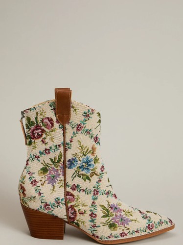 Altar'd State Demi Floral Tapestry Boots Western Booties Women's 7.5 NWT