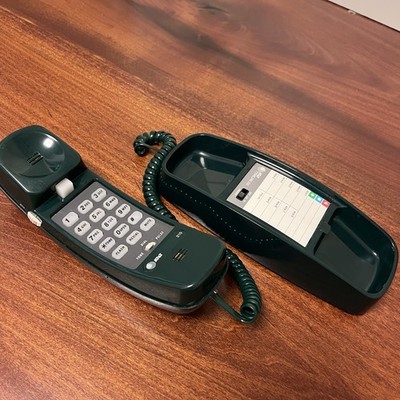 AT&T Trimline 210 Push Button Phone Telephone Vintage Retro Dark Green *Untested