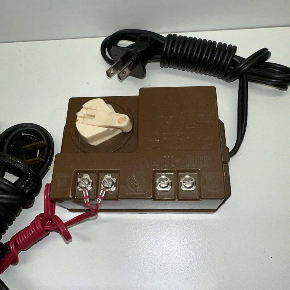 Vintage American Flyer HO TRAIN LOT OF 9 POWER PACK TRANSFORMERS FOR TOY TRAINS - Image 4 of 4