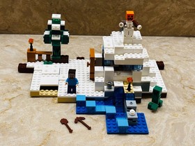 LEGO Minecraft Lot: Building Sets With Minifigs & Instructions (21120) & (21177)