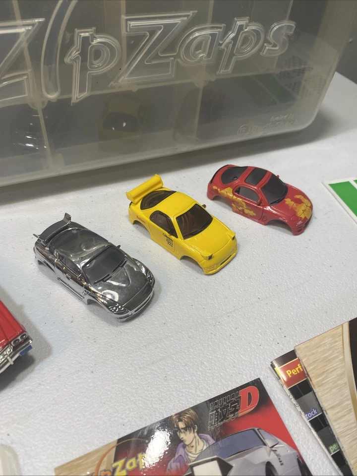 Radio Shack Zip Zaps Micro RC Cars Lot  plus case and accessories - Image 4 of 4