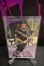 1994-95 Flair - Center Spotlight Mario Lemieux #6