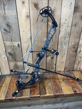 Mathews TITLE 38 Gen 1 Target Bow Blue w/ black limbs Right Hand SETUP BIG TIME
