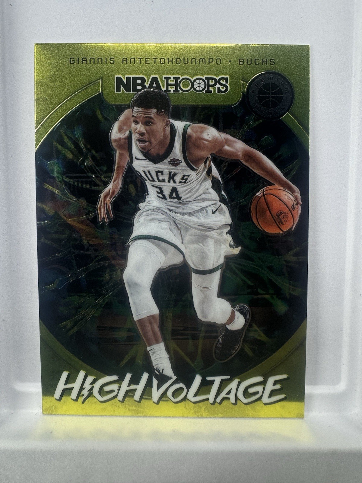 2019-20 Panini Hoops High Voltage Giannis Antetokounmpo #11 Bucks