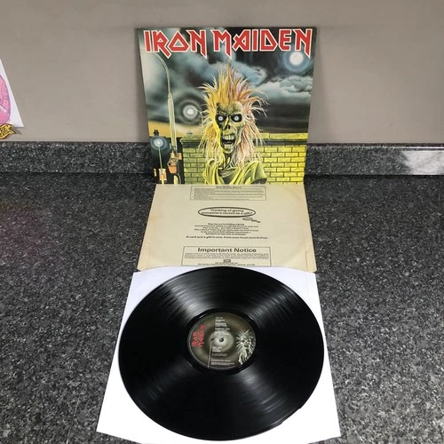 LP VINYL IRON MAIDEN SELF TITLED DEBUT ALBUM 1980 EMC 3330 UK 1ST PRESS EX+/EX+