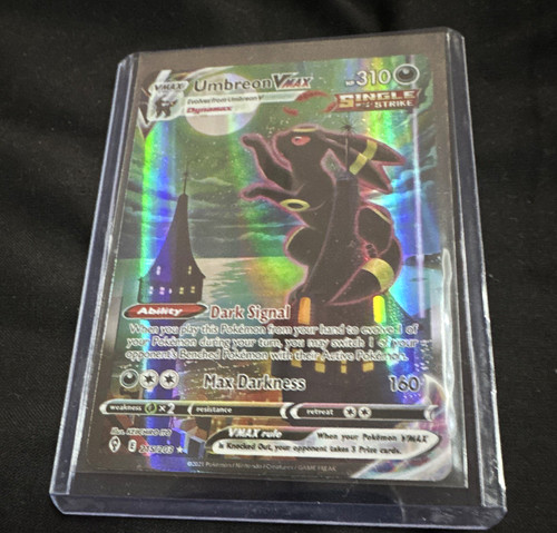 Umbreon VMAX 215/203 Evolving Skies Secret Rare Alt Art Holo Single Strike