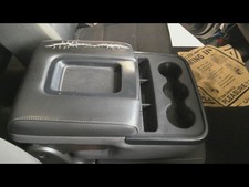 Used Front Center Seat Front Fits 2017 Gmc Sierra 1500 Pickup Bucket And Bench