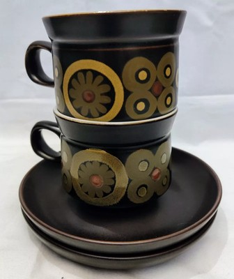 DENBY VINTAGE ARABESKENMUSTER 2 TASSEN & UNTERTASSEN 1984    