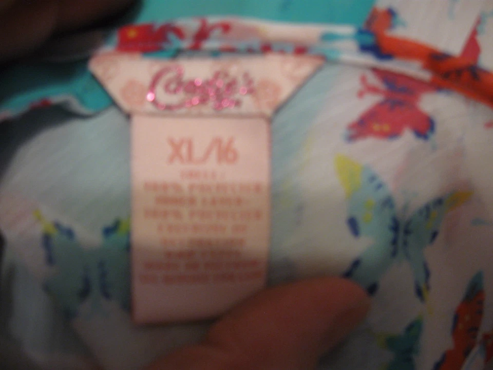 CANDIES, GIRL'S WHITE/GREEN POLY BUTTERFLY SLEEVELESS TIE WAIST BLOUSE, SIZE 16 - Image 3 of 4