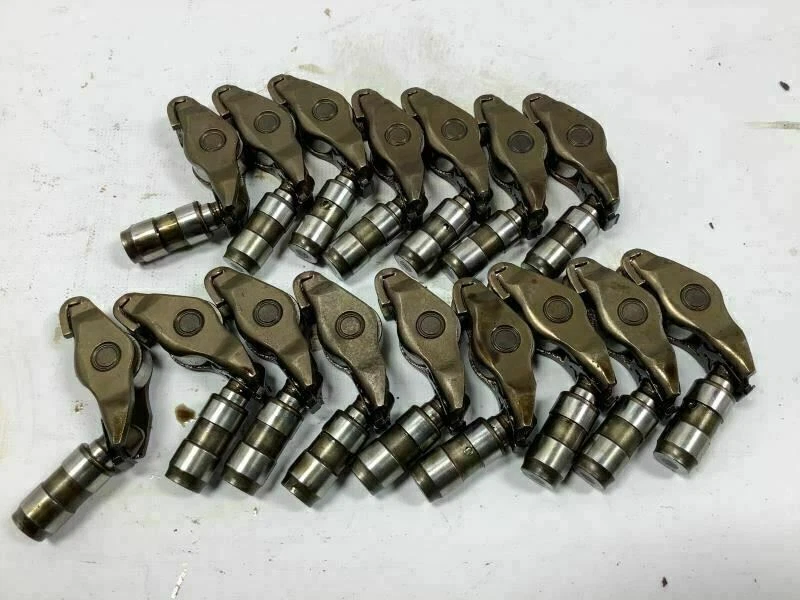 AUDI A3 2006-08 2.0 I4 MOTOR RODILLO BASCULANTE BRAZO ELEVADOR CONJUNTO DE 16 FÁBRICAS Foto 3 de 4