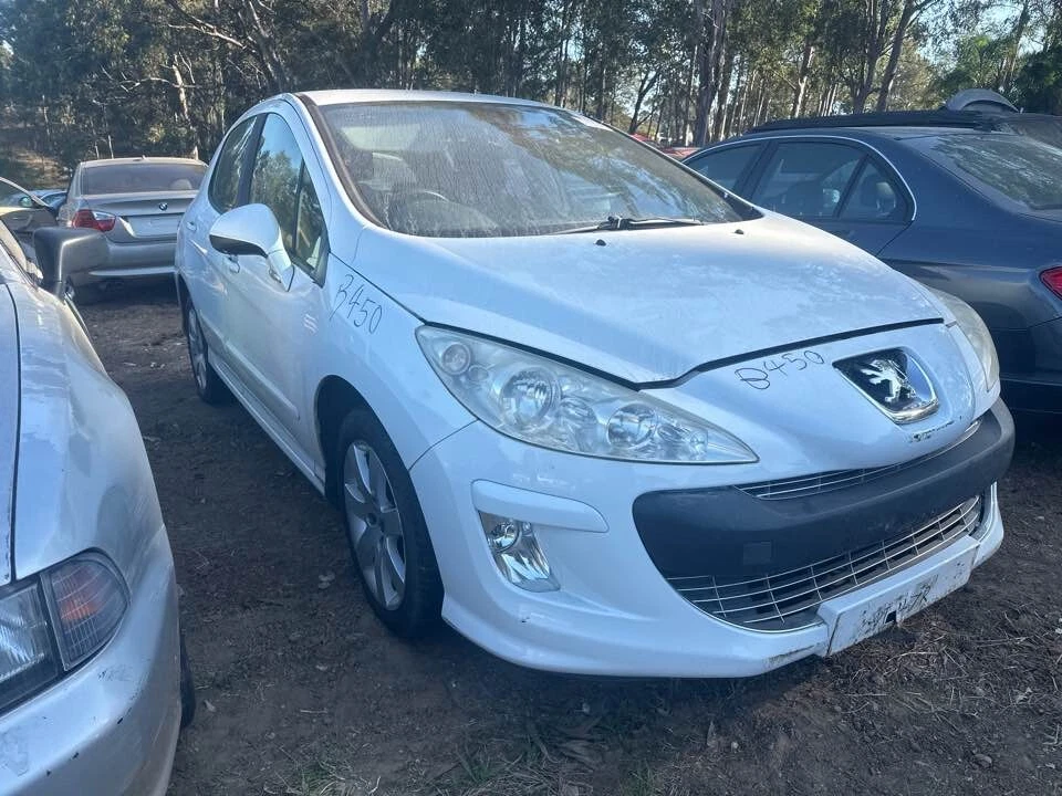 Peugeot 308 Front Left Window Glass Hatch SW CC 2010-2013 #B450 - image 4 of 4