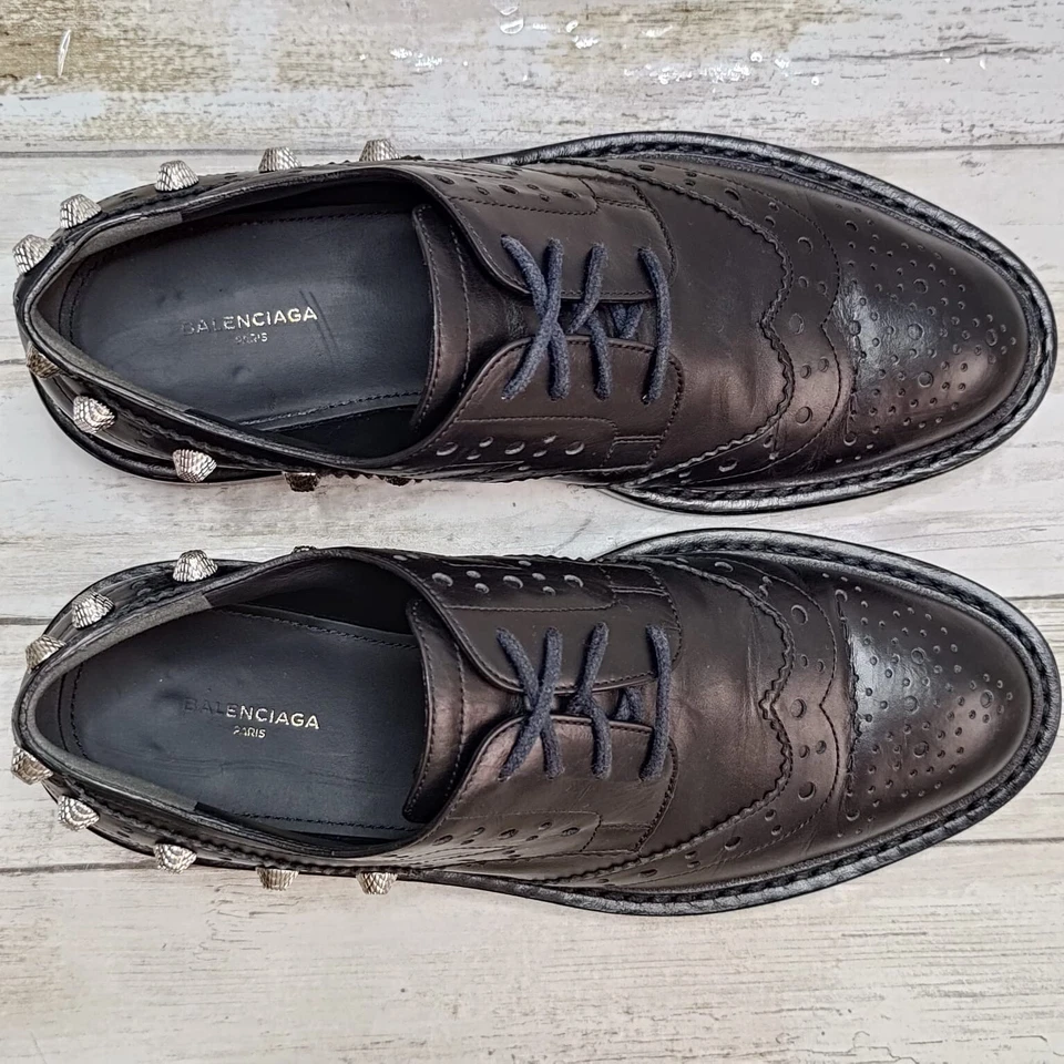 Balenciaga Woman’s Black Leather Studded Wingtip Brogues Size 7 US - Image 4 of 4