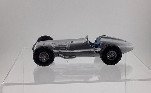 Trevor Wright TW Model Hand Painted Assembled Mercedes Benz W154 (1938) Silver - Picture 2 of 4