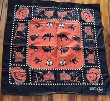 Vtg HALLOWEEN Bandana Haunted Houses Witches Black Cats Bats Cemetary USA 21 sq