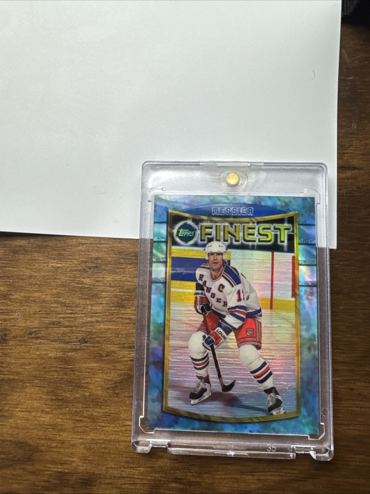 1994-95 Finest Rangers Hockey Card #16 Mark Messier refractor parallel