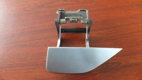 BMW 7 E65, E66, E67 Abdeckkappe Scheinwerferwaschanlage links 10613061