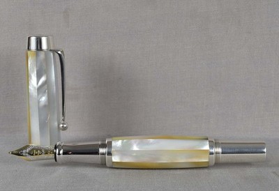 Boxed FERRARI da VARESE BOTTICELLI FOUNTAIN PEN 18K gold B nib | eBay