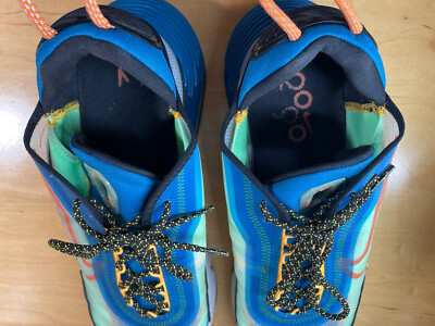 ガブリアス Nike Air Max 2090 