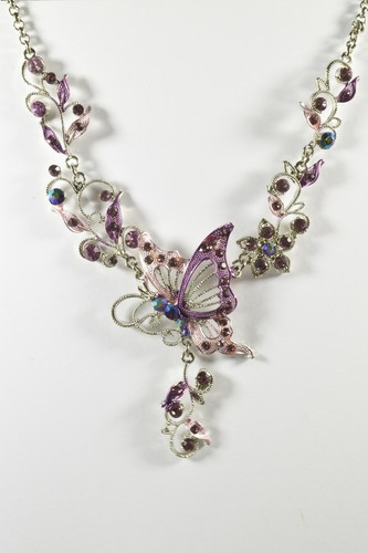 Bellissima Collana Farfalla Nevbury Viola & Rosa Cristalli Scintillanti - Foto 2 di 5