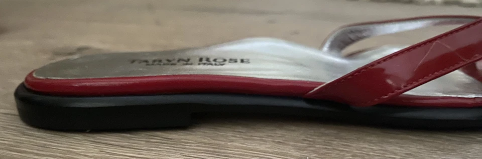Chanclas Taryn Rose nuevas de charol rojo Foto 4 de 4