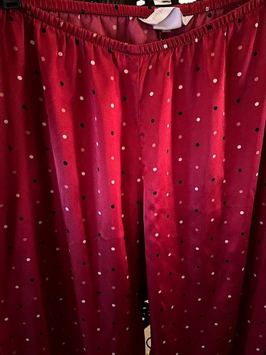GILLIGAN & O’MALLEY SLEEPWEAR RED WITH BLACK AND WHITE POLKA DOTS PAJAMA PANTS - Picture 2 of 3