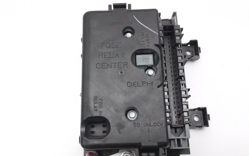 2004 Isuzu Ascender fuse and relay box OEM 8151975290 - Picture 8 of 11
